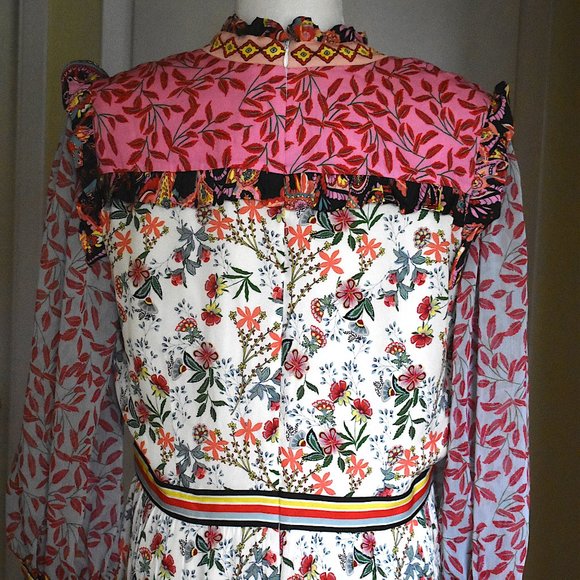 Alice + Olivia | Kathy Tiered Shirtdress - Picture 11 of 11